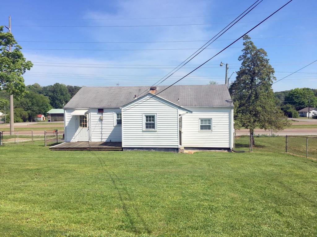 412 Congress Pkwy N, Athens, TN 37303